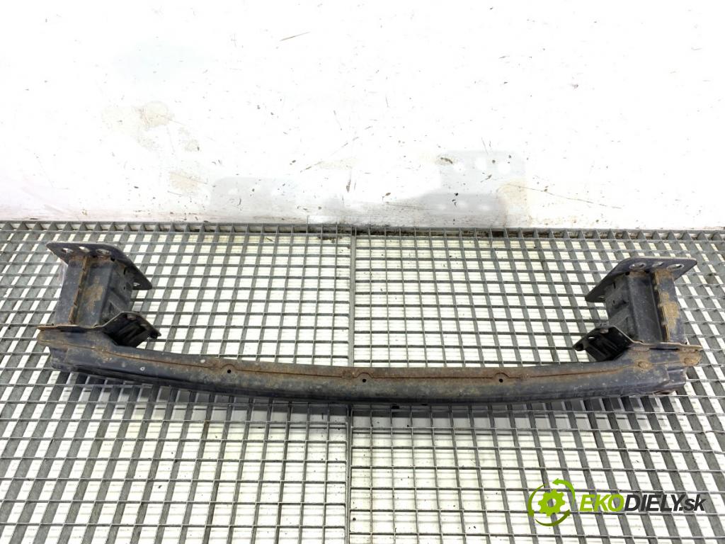 FORD FIESTA MK6 liftback 2003 51 kW 1.3 1299 výztuha nárazníka přední část 2S6117K876 (Výztuhy přední)