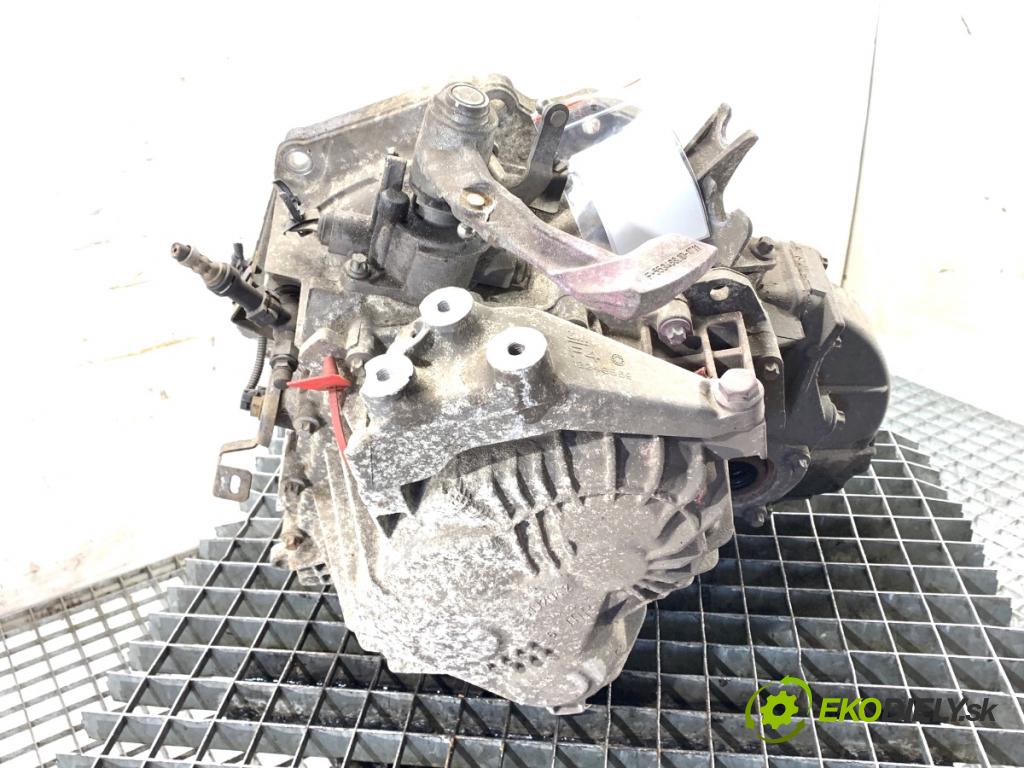 OPEL ASTRA J liftback 2011 132 kW 1.6 (08) 1598 převodovka 55569879 (Převodovky)