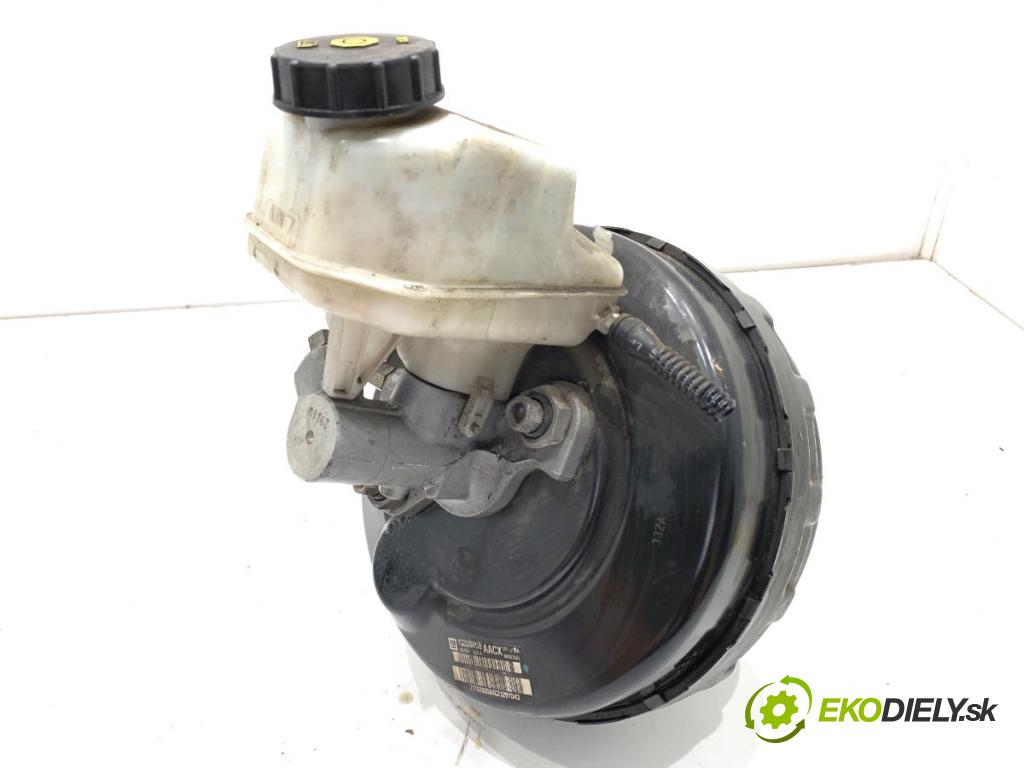 OPEL ASTRA J liftback 2011 132 kW 1.6 (08) 1598 Posilovač bŕzd 13338058