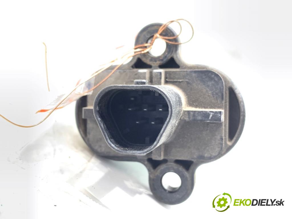 OPEL ASTRA J liftback 2011 132 kW 1.6 (08) 1598 Váha vzduchu 13301682 0280218254 (Váha vzduchu)