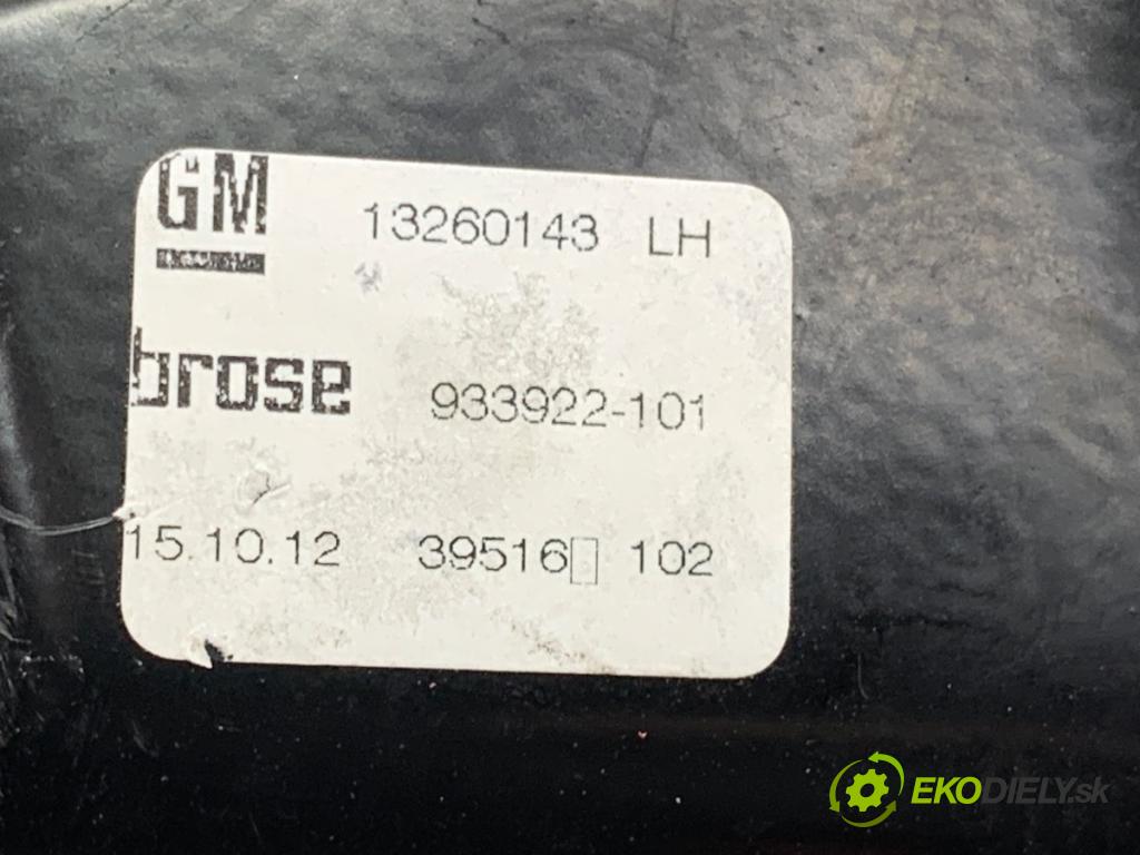 OPEL ASTRA J liftback 2011 132 kW 1.6 (08) 1598 mechanismus okna levý přední část 20951581 13260143