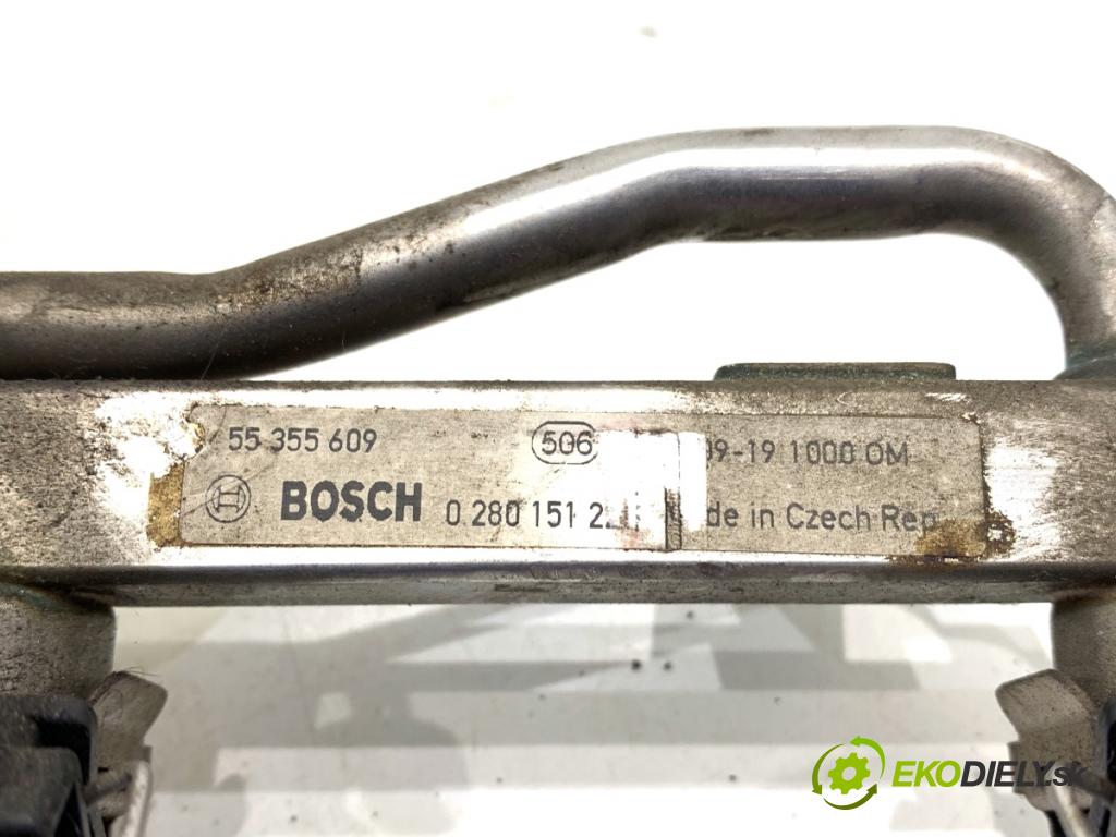 OPEL ASTRA J liftback 2011 132 kW 1.6 (08) 1598 Lišta vstrekovacia 0280158108 (Vstrekovacia lišta)