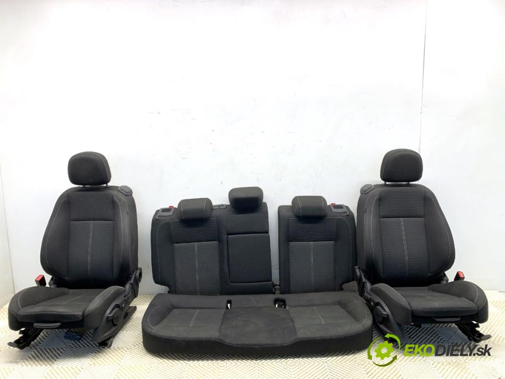 OPEL ASTRA J liftback 2011 132 kW 1.6 (08) 1598 Sedadlá, sedačky Sedadlo 