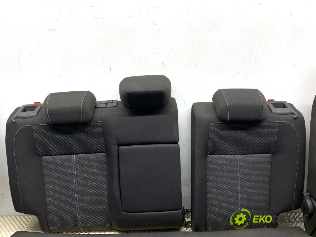 OPEL ASTRA J liftback 2011 132 kW 1.6 (08) 1598 Sedadlá, sedačky Sedadlo