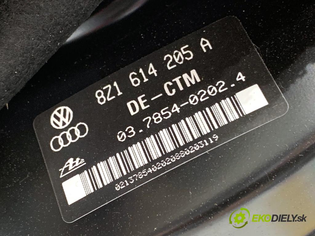 AUDI A2 liftback 2000 55 kW 1.4 1390 Posilovač bŕzd 8Z1614205A
