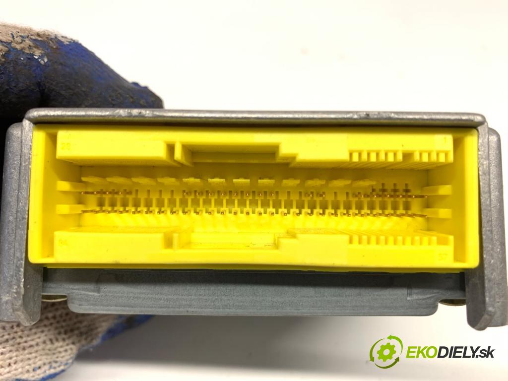 AUDI A2 liftback 2000 55 kW 1.4 1390 senzor airbag 8Z0959655D 0285001385 (Snímače)
