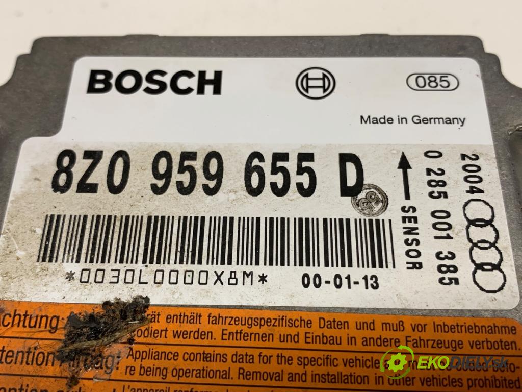 AUDI A2 liftback 2000 55 kW 1.4 1390 senzor airbag 8Z0959655D 0285001385 (Snímač)