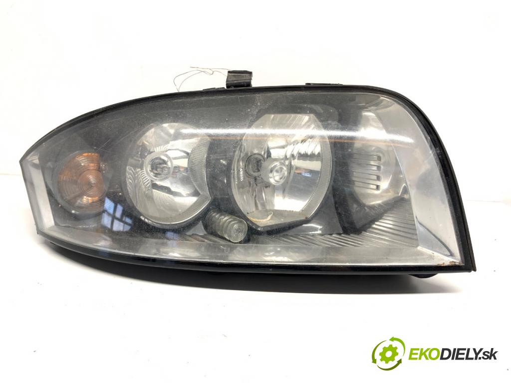 AUDI A2 liftback 2000 55 kW 1.4 1390 světlomet pravý přední část 8Z0941004K