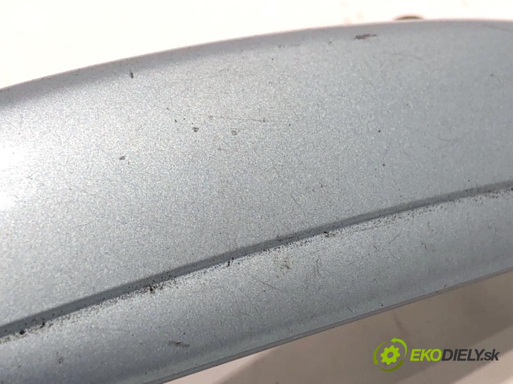 DAIHATSU SIRION liftback 2004 43 kW 1.0 i (M100) 989 Kľučka vonkajšia ľavy predný