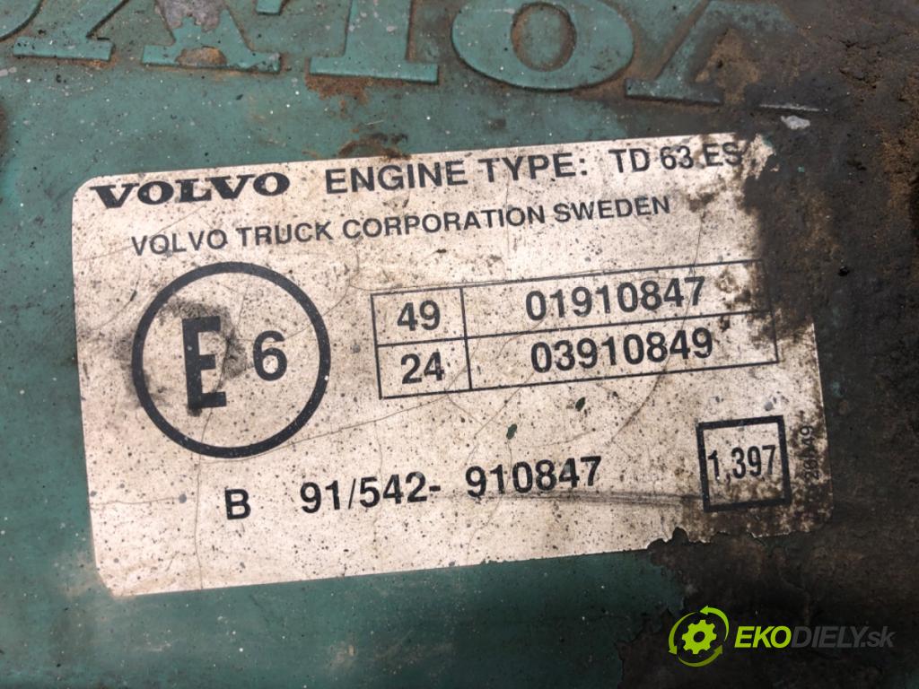 VOLVO FL6 Platforma / podwozie 1995 131132 kW FL 612 131132 kW [178180 KM] olej napędowy 1985 - 1999 5480 hlava válců TD63ES (Hlavy válců)