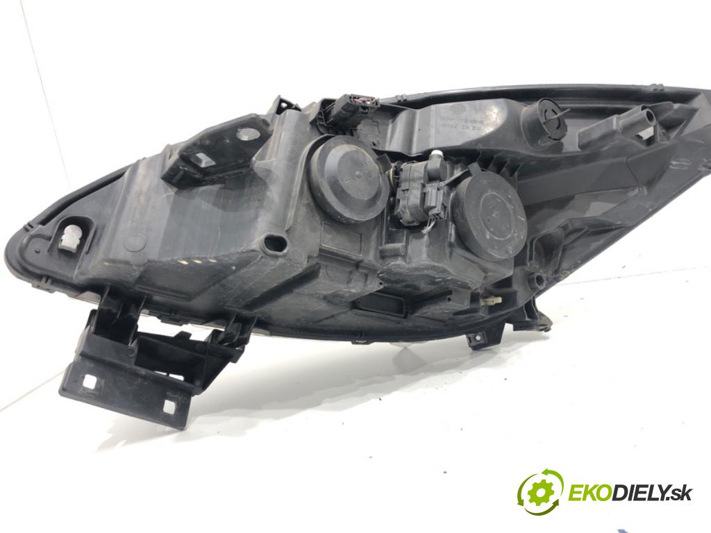 RENAULT SCENIC III nadwozie wielkoprzestrzenne (MPV) 2012 96 kW 1.6 dCi (JZ00, JZ12) 1598 světlomet pravý přední část 260106928R