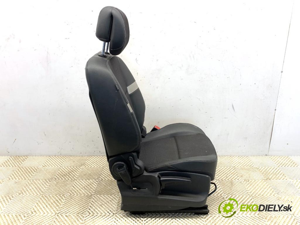 RENAULT SCENIC III nadwozie wielkoprzestrzenne (MPV) 2012 96 kW 1.6 dCi (JZ00, JZ12) 1598 Sedadlo pravy predný