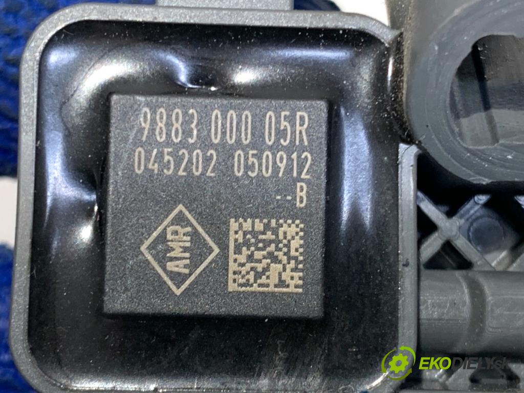 RENAULT SCENIC III nadwozie wielkoprzestrzenne (MPV) 2012 96 kW 1.6 dCi (JZ00, JZ12) 1598 Snímač nárazu 988300005R (Snímač nárazu)