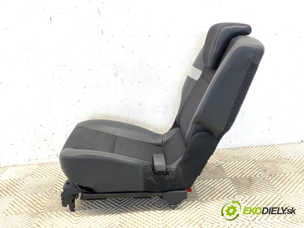 RENAULT SCENIC III nadwozie wielkoprzestrzenne (MPV) 2012 96 kW 1.6 dCi (JZ00, JZ12) 1598 Sedadlo zad