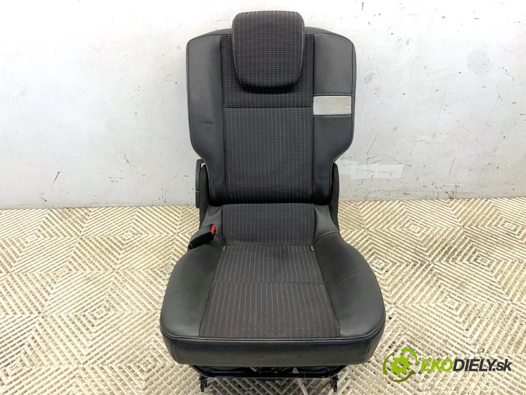 RENAULT SCENIC III nadwozie wielkoprzestrzenne (MPV) 2012 96 kW 1.6 dCi (JZ00, JZ12) 1598 Sedadlo zad 