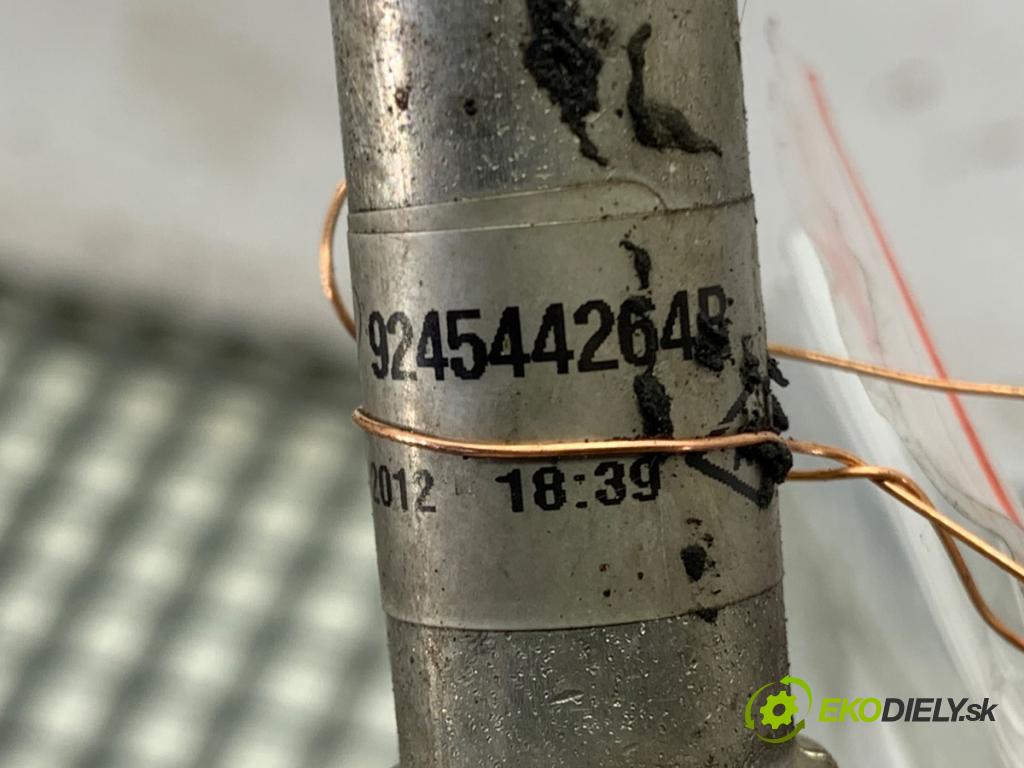 RENAULT SCENIC III nadwozie wielkoprzestrzenne (MPV) 2012 96 kW 1.6 dCi (JZ00, JZ12) 1598 rúrka klimatizácie 924544264R (Rúrka klimatizácie)