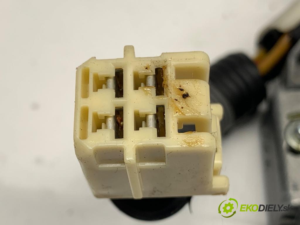 CITROEN C1 liftback 2010 50 kW 1.0 998 spinačka N0502200 (Spínacia skrinka)