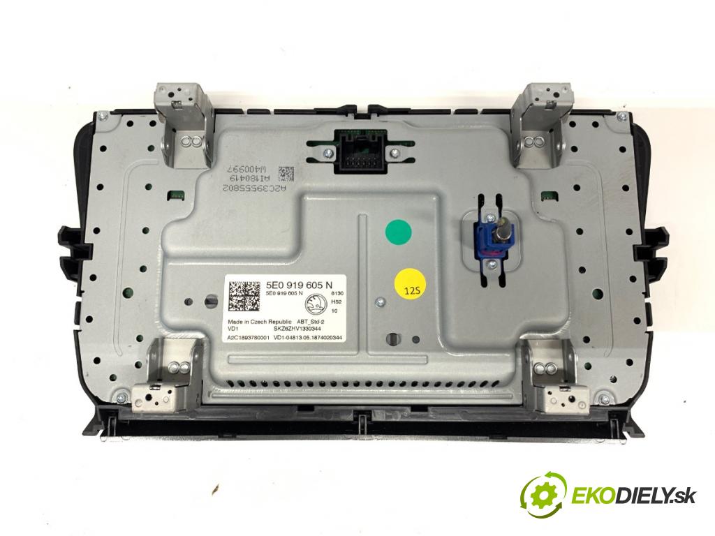 SKODA OCTAVIA III liftback 2018 110 kW 1.4 TSI 1395 Dislpej 5E0919605N (Prístrojová doska)