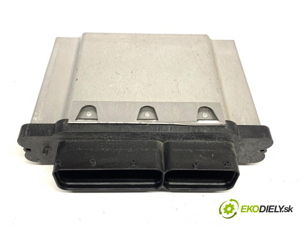 SKODA OCTAVIA III liftback 2018 110 kW 1.4 TSI 1395 riadiaca jednotka Motor 04E907309BH (Riadiaca jednotka)