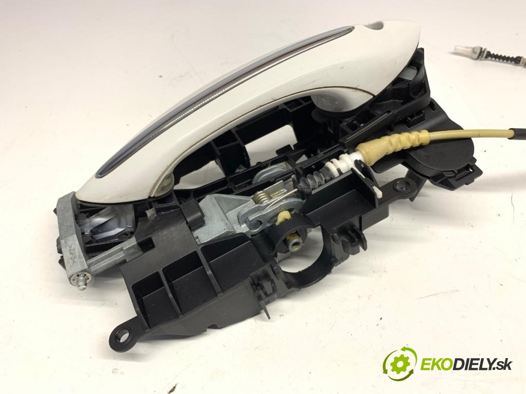 BMW F06 coupe 2015 330 kW 650 i xDrive 4395 Kľučka vonkajšia ľavy predný 7299923