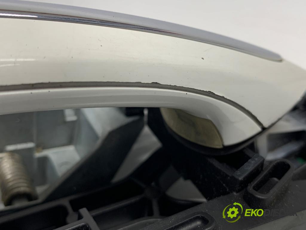 BMW F06 coupe 2015 330 kW 650 i xDrive 4395 Kľučka vonkajšia ľavy predný 7299923