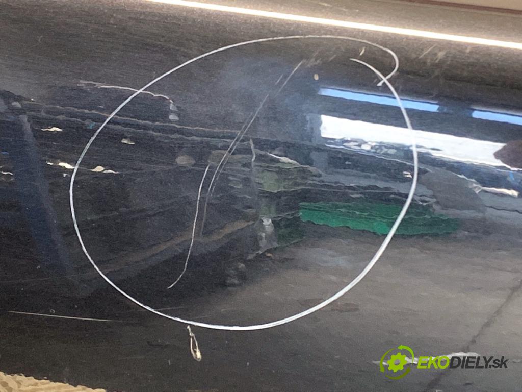 VOLVO XC90 I SUV 2004 200 kW T6 AWD 2922 Dvere pravy predný