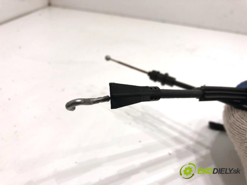 VW PASSAT B6 Kombi 2010 77 kW 1.6 TDI 1598 zámok dveře levý zadní část 3C4839015B