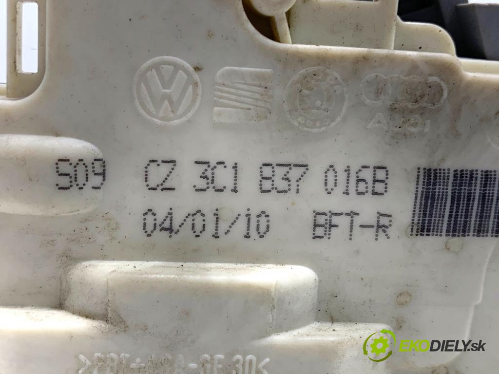 VW PASSAT B6 Kombi 2010 77 kW 1.6 TDI 1598 zámok dveře pravý přední část 3C1837016B