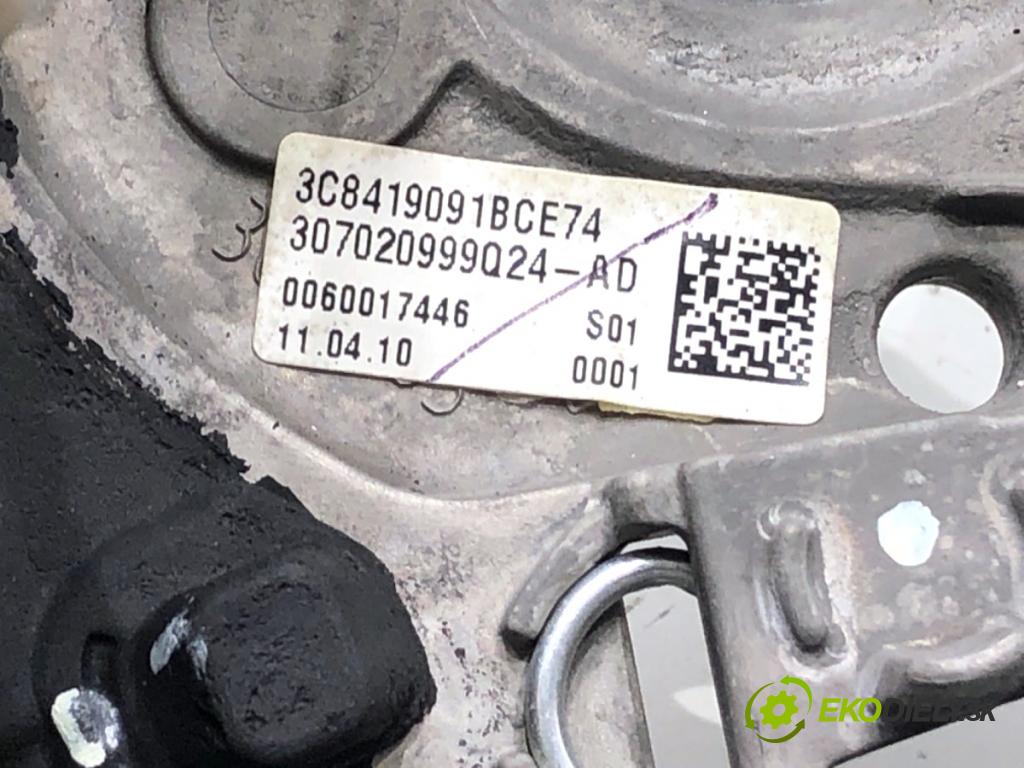 VW PASSAT B6 Kombi 2010 77 kW 1.6 TDI 1598 Volant 3C8959538F (Volant)