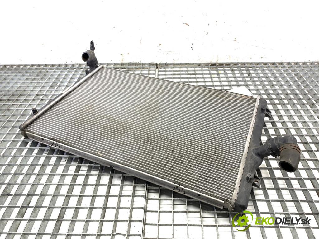 VW PASSAT B6 Kombi 2010 77 kW 1.6 TDI 1598 chladič vody 3AA121253 (Chladiče vody)
