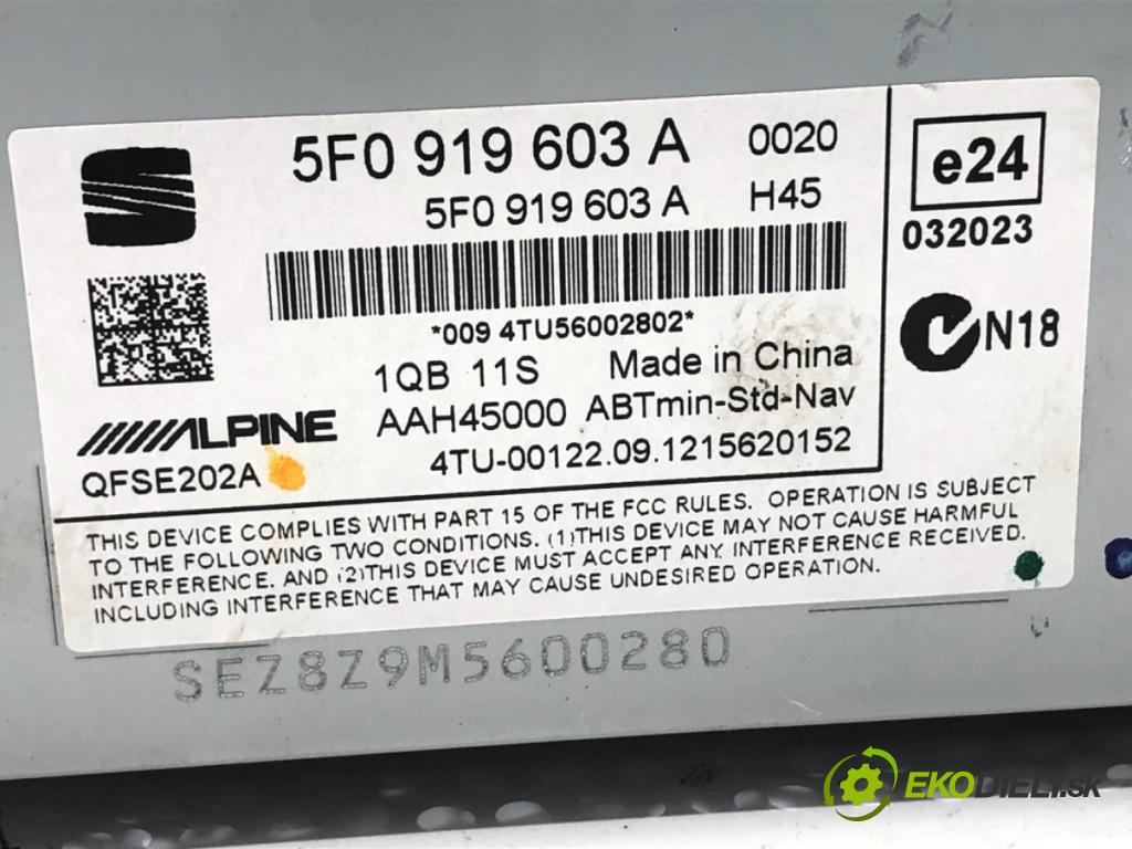 SEAT LEON III liftback 2013 110 kW 2.0 TDI 1968 RADIO 5F0919603A (Audio zariadenie)