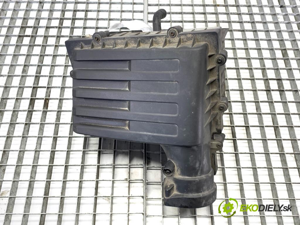 SEAT LEON III liftback 2013 110 kW 2.0 TDI 1968 Obal filtra vzduchu 5Q0129607Q (Obal vzduchového filtra)