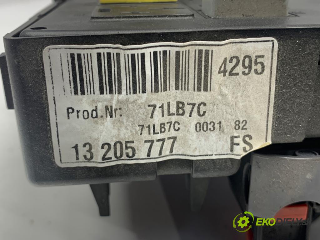 RENAULT SCENIC I nadwozie wielkoprzestrzenne (MPV) 2000 75 kW 1.9 dCi (JA05, JA1F) 1870 modul BSI 13205777 (Pojistkové skříňky)