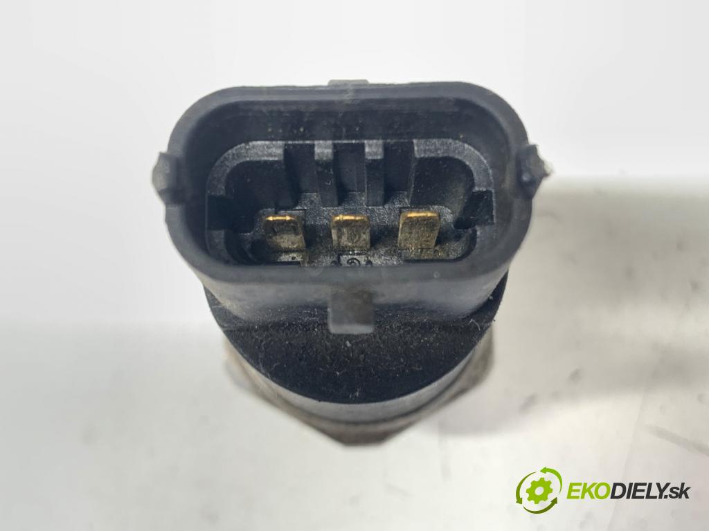 RENAULT SCENIC I nadwozie wielkoprzestrzenne (MPV) 2000 75 kW 1.9 dCi (JA05, JA1F) 1870 Snímač tlaku paliva 0281002405 (Snímač)