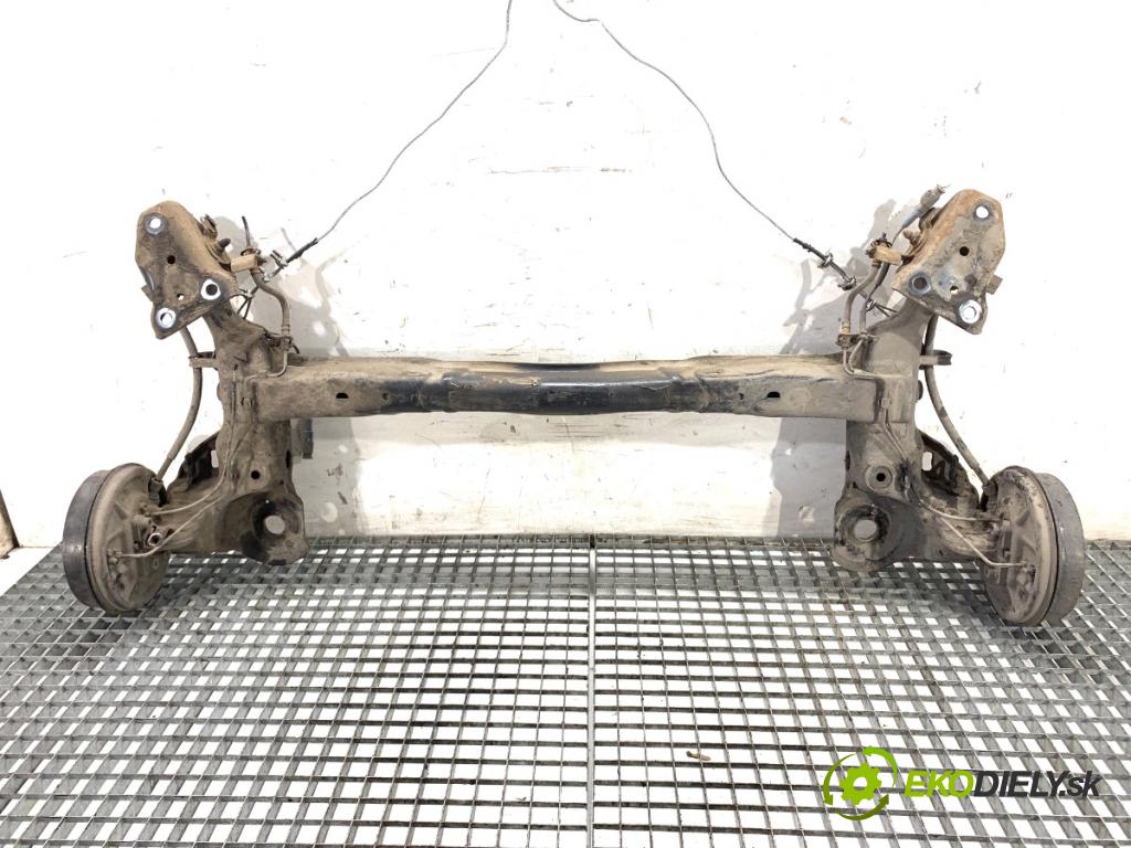 CITROEN C3 II liftback 2011 50 kW 1.4 HDi 70 1398 výztuha zadní část 