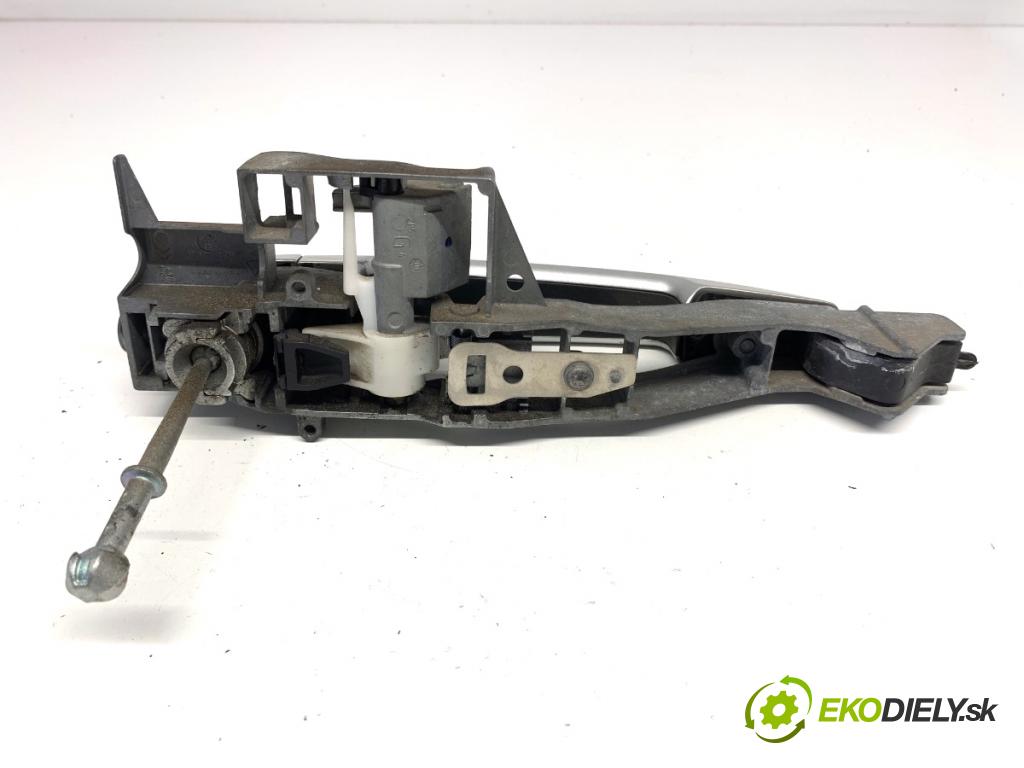 CITROEN C3 II liftback 2011 50 kW 1.4 HDi 70 1398 klika vnejší levý přední část 9684560080