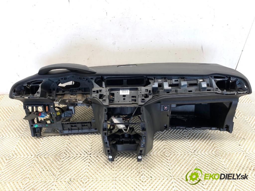 CITROEN C3 II liftback 2011 50 kW 1.4 HDi 70 1398 Palubná doska VANKÚŠ: spolujazdca 