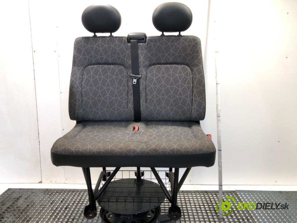 RENAULT MASTER II Autobus 2005 84 kW 2.5 dCi 120 2463 Sedadlo pravy predný DVOJNÁSOBEK: 