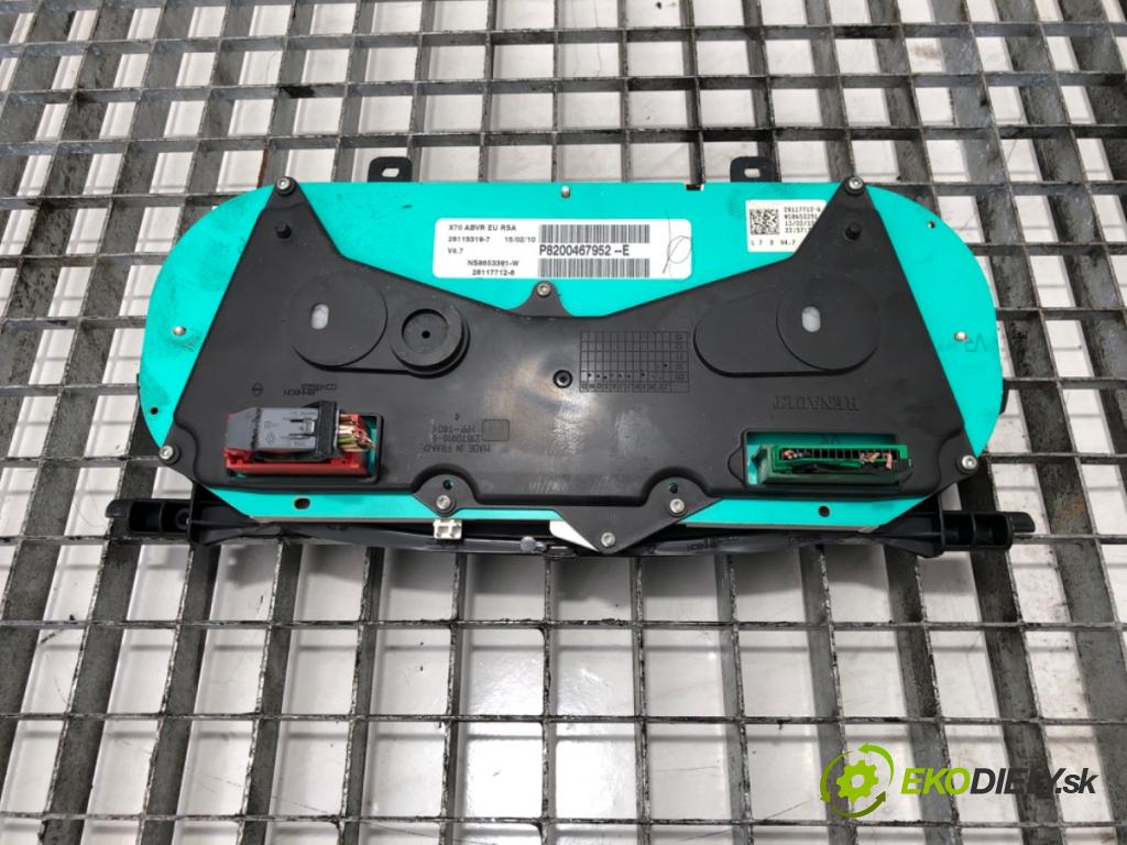 RENAULT MASTER II Autobus 2005 84 kW 2.5 dCi 120 2463 Prístrojovka P8200467952E (Prístrojová doska)