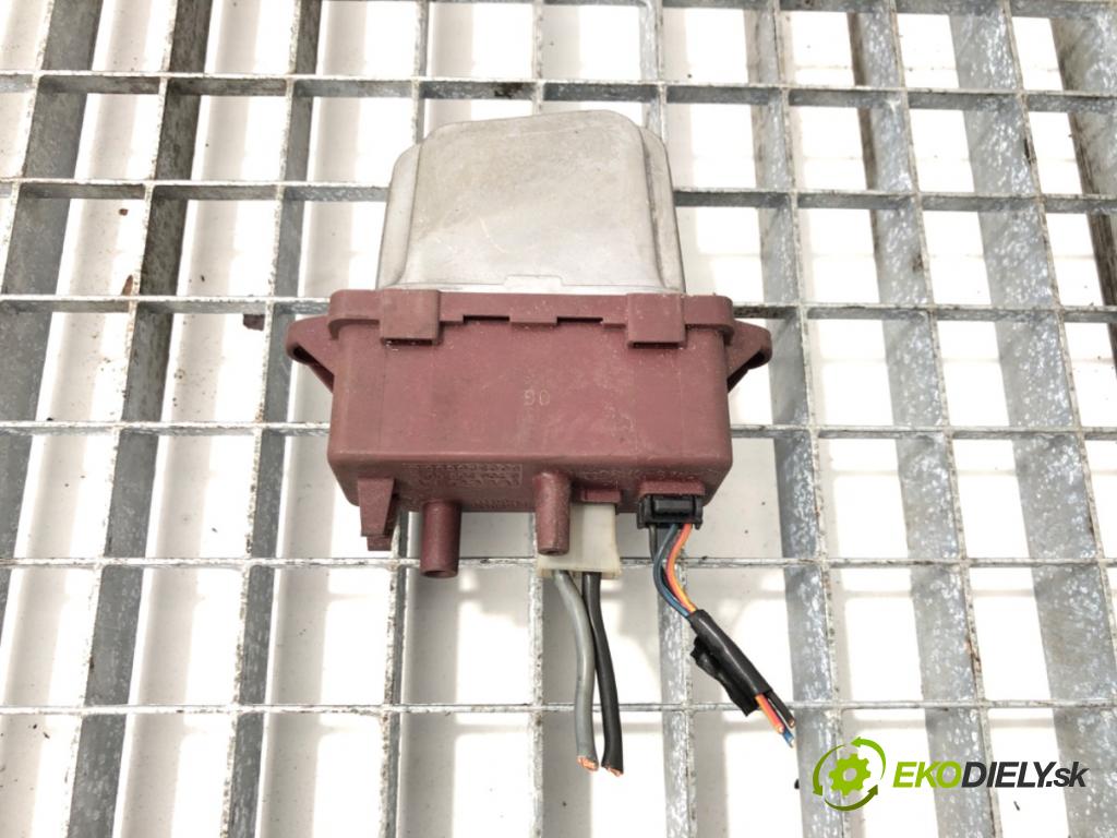 IVECO DAILY III Autobus 2000 78 kW 40 C 11, 50 C 11 2798 odpor rezistor topení vzduchu 570630500 (Odpory topení)