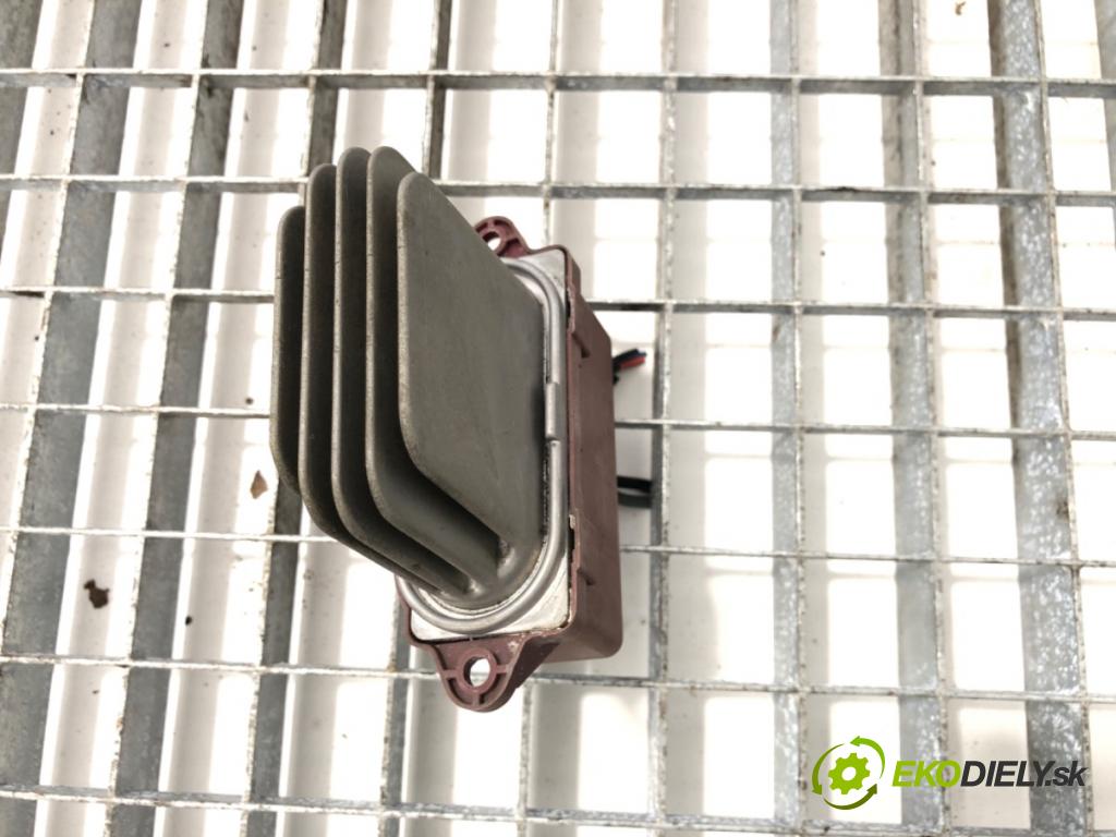 IVECO DAILY III Autobus 2000 78 kW 40 C 11, 50 C 11 2798 odpor rezistor topení vzduchu 570630500 (Odpory topení)