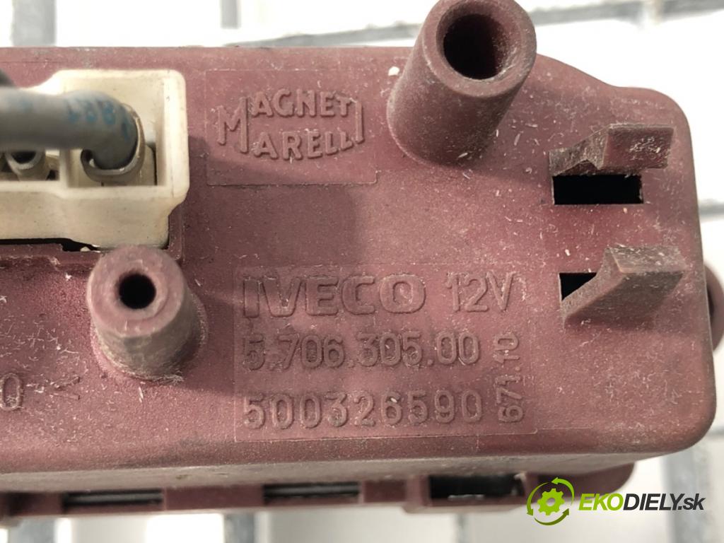 IVECO DAILY III Autobus 2000 78 kW 40 C 11, 50 C 11 2798 odpor rezistor topení vzduchu 570630500 (Odpory topení)