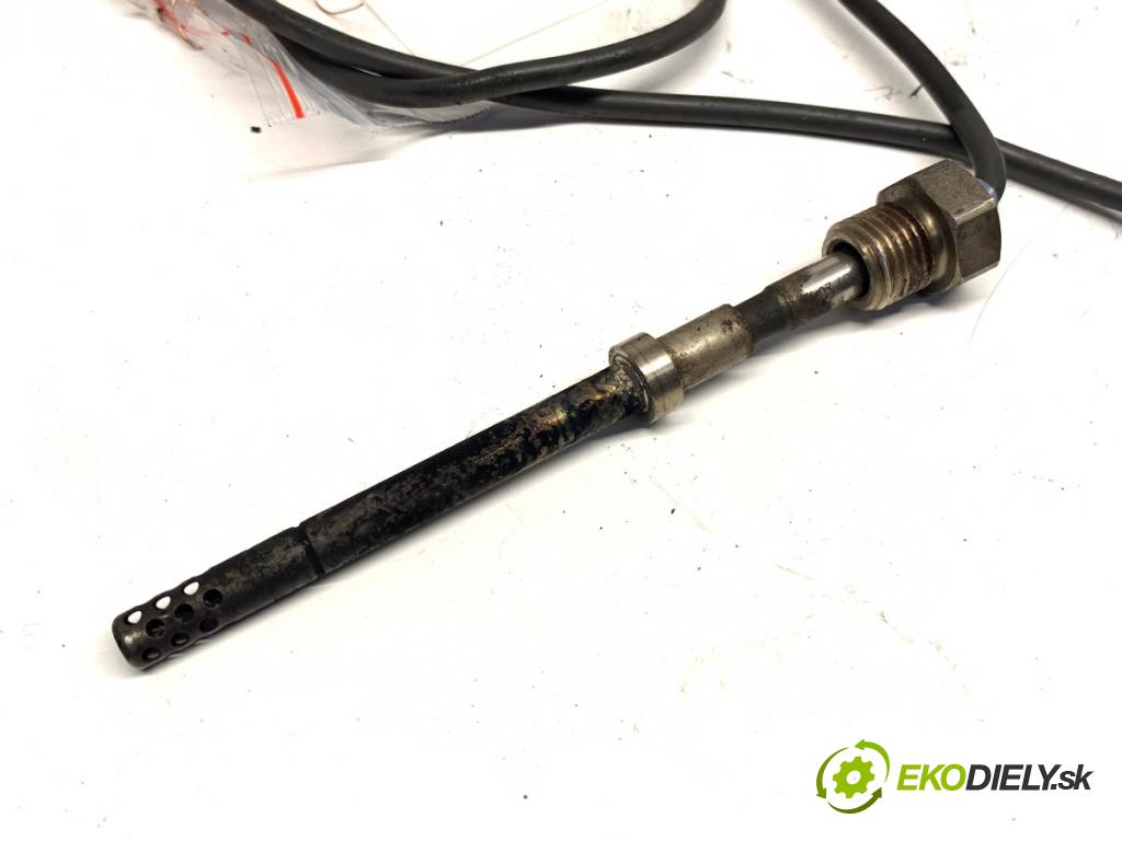 MERCEDES-BENZ W211 sedan 2004 110 kW E 220 CDI (211.006) 2148 Snímač teploty spalín A0051531028 (Snímač)