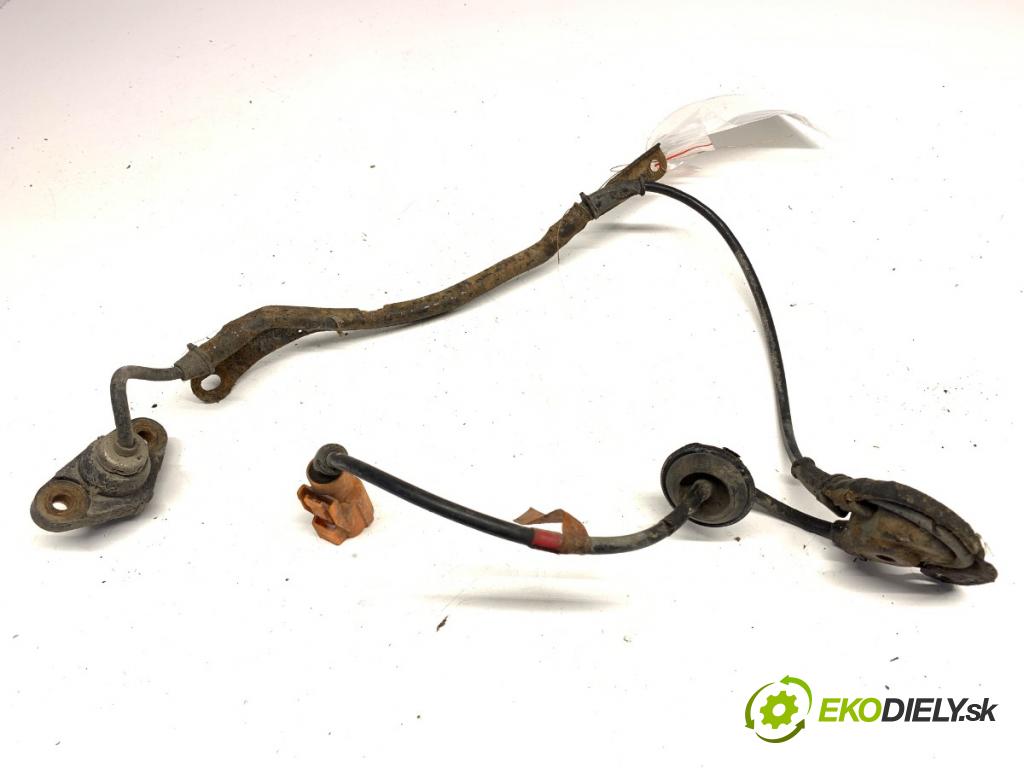 HONDA CR-V I SUV 2001 108 kW 2.0 16V 4WD (RD1, RD3) 1973 Snímač ABS ľavy predný