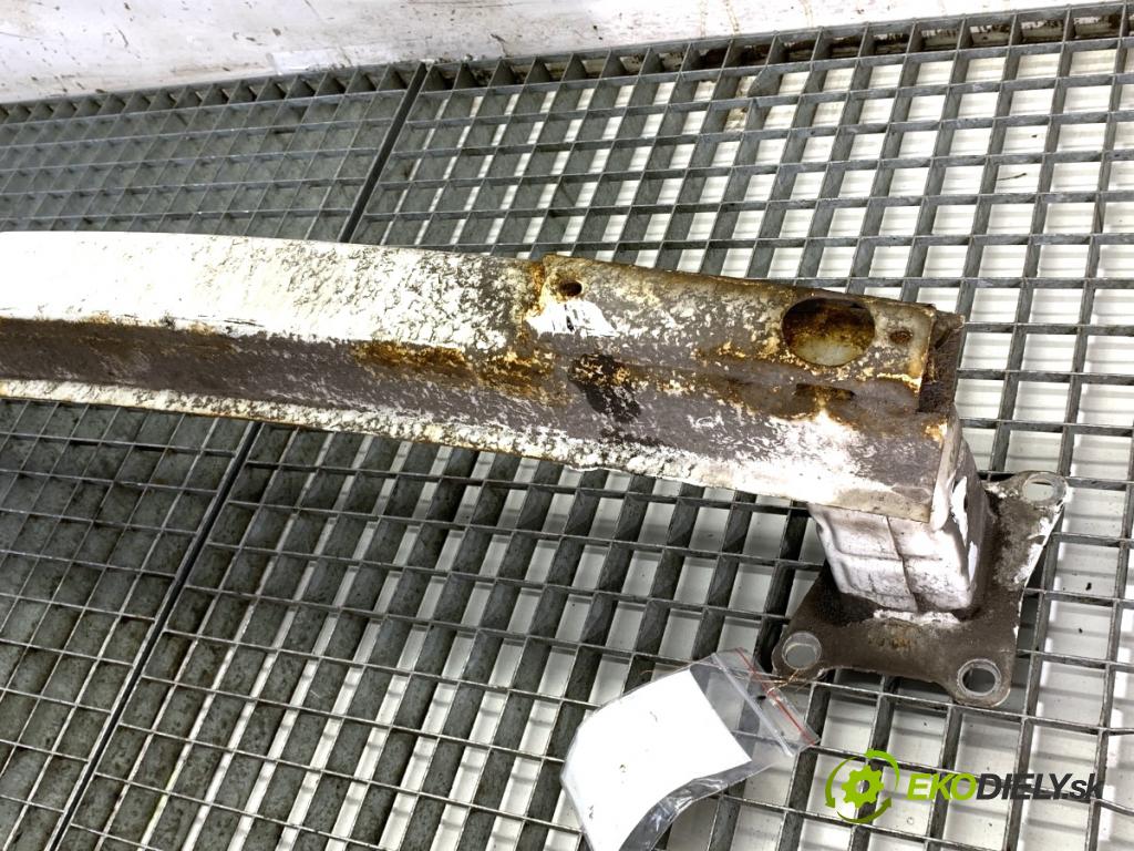 SKODA SUPERB II Kombi 2014 103 kW 2.0 TDI 16V 1968 výztuha nárazníka zadní část  (Výztuhy zadní)