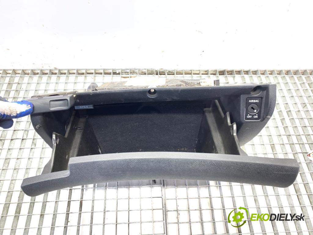 SKODA SUPERB II Kombi 2014 103 kW 2.0 TDI 16V 1968 Priehradka, kastlík spolujazdca 3T1857097C (Priehradka (kastlík))