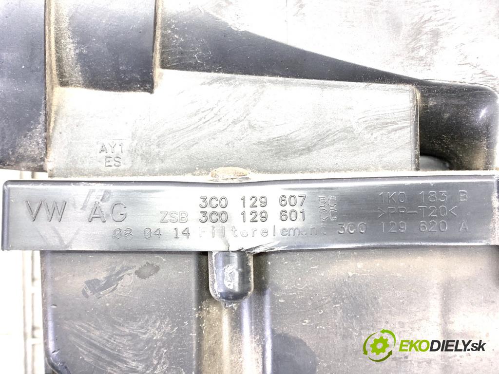 SKODA SUPERB II Kombi 2014 103 kW 2.0 TDI 16V 1968 Obal filtra vzduchu 3C0129607 (Obal vzduchového filtra)