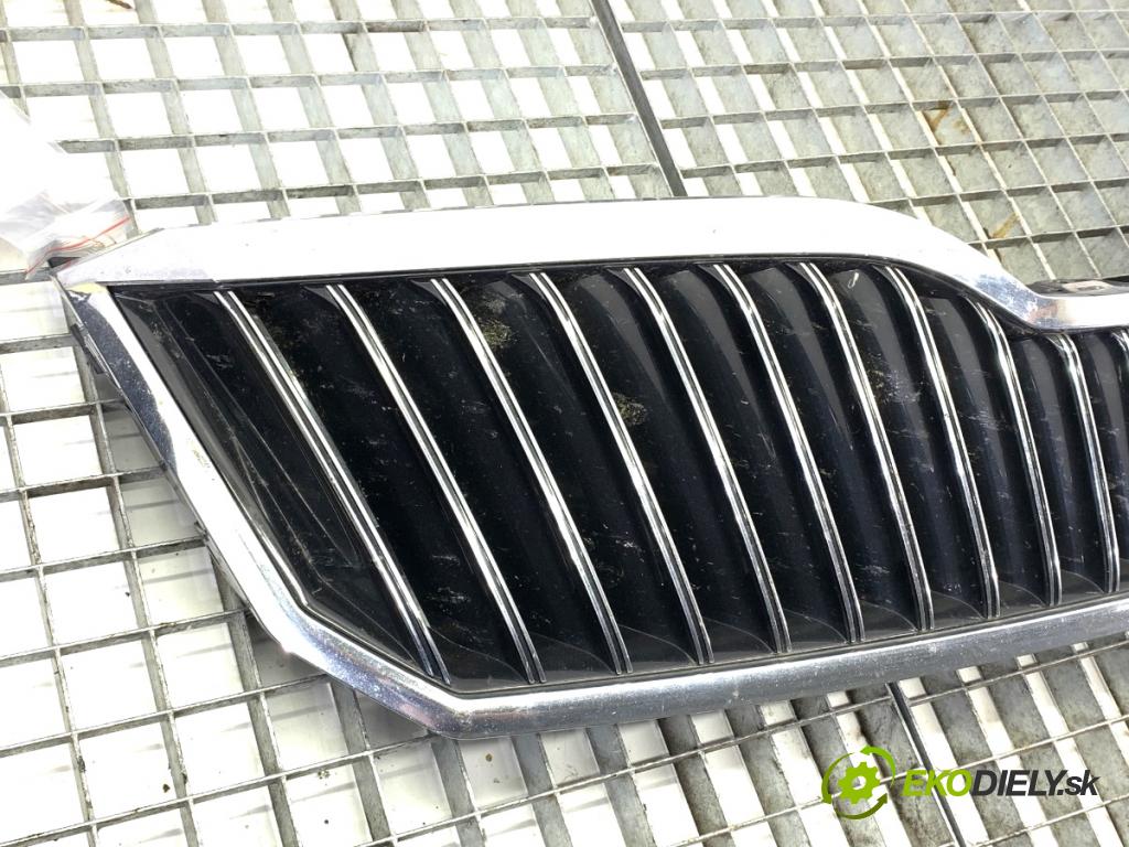 SKODA SUPERB II Kombi 2014 103 kW 2.0 TDI 16V 1968 mřížka maska 3T0853668B (Mřížky (masky) chladičů)