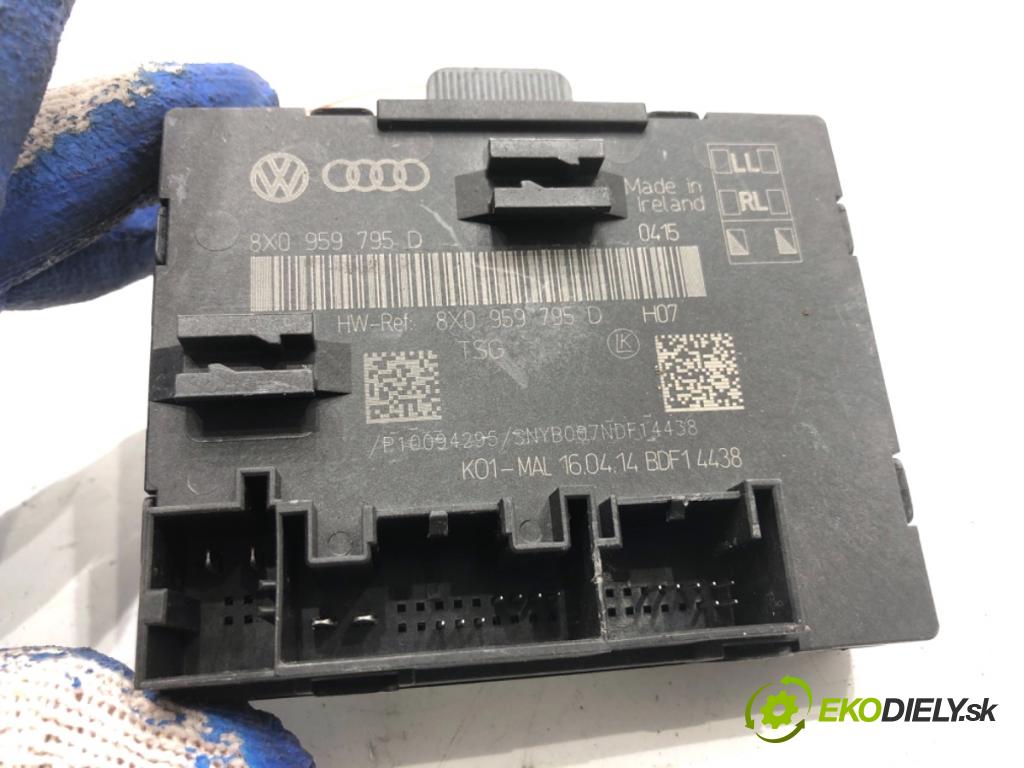 SKODA SUPERB II Kombi 2014 103 kW 2.0 TDI 16V 1968 Modul Dvere zad ľavy 8X0959795D