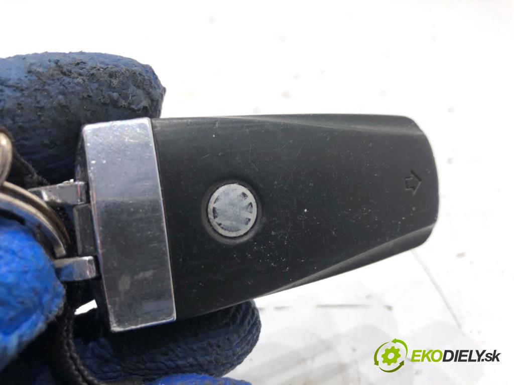 VW PASSAT B6 Kombi 2006 103 kW 2.0 TDI 1968 spinačka 3C0905843Q (Spínacia skrinka)